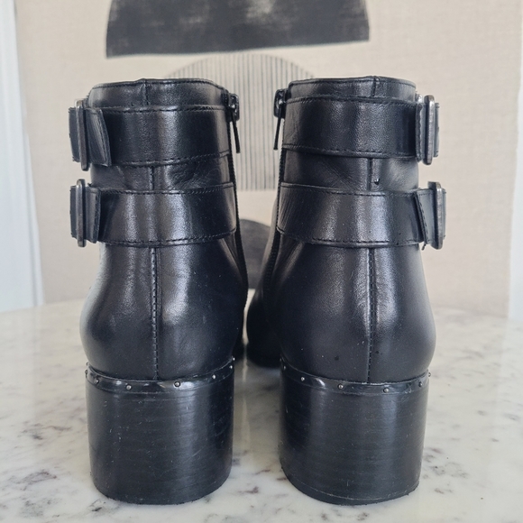 Bleecker & Bond Georgia Bootie in Black Leather - Picture 3 of 9